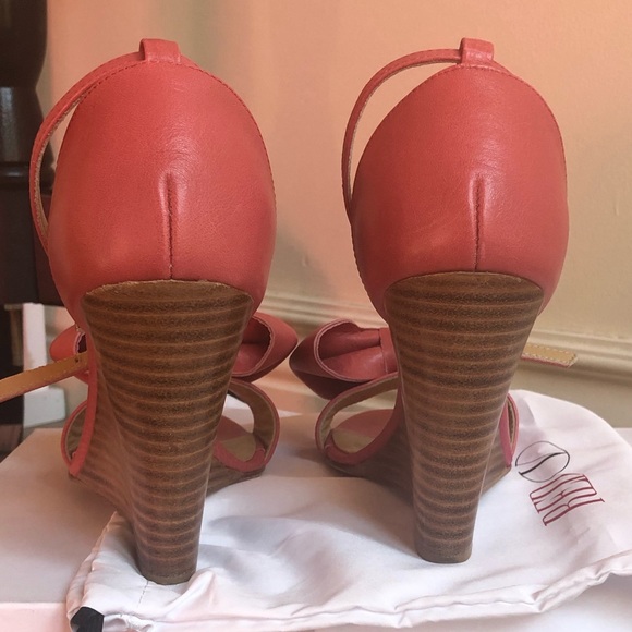 ❤️RED VALENTINO❤️ Stacked Wedge Pink Leather shoes - Picture 8 of 8